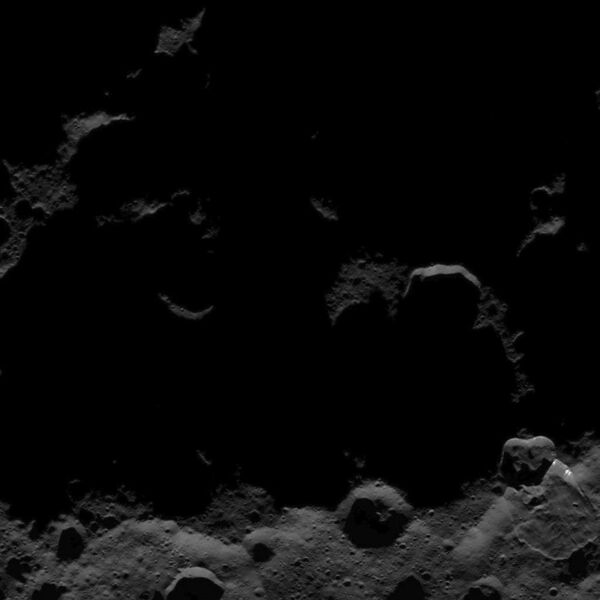 File:PIA19895-Ceres-DwarfPlanet-Dawn-3rdMapOrbit-HAMO-image17-20150825.jpg