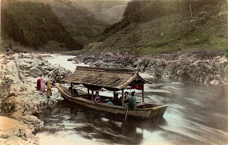 File:Riverboat with passengers, Japan, 1909.jpg