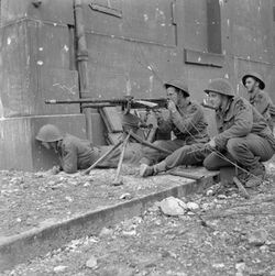 The British Army in Normandy 1944 B6918.jpg