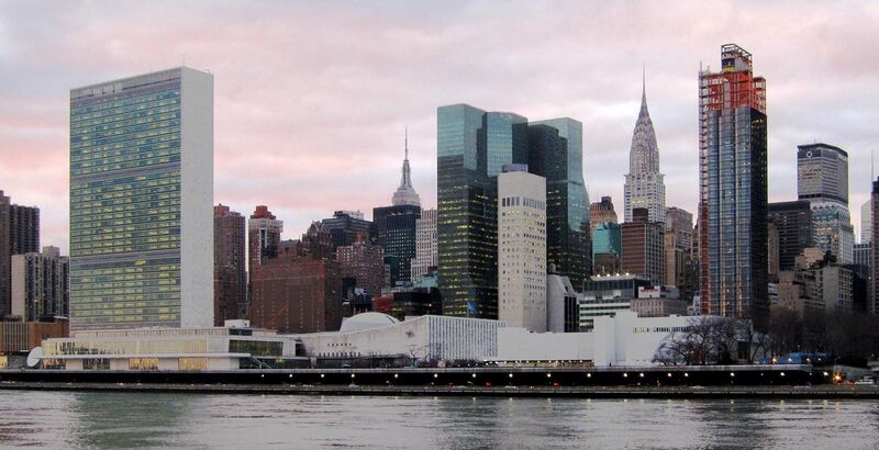 File:United Nations Headquarters in New York City, view from Roosevelt Island.jpg