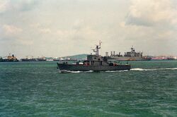 A port bow view of the Singapore training ship RSS PANGLIMA (P-68) underway.jpg