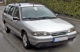Ford Mondeo I Turnier 20090308 front.jpg