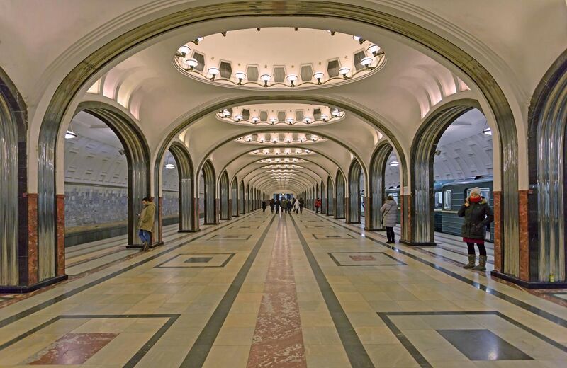 File:Moscow MayakovskayaMetroStation 0943.jpg