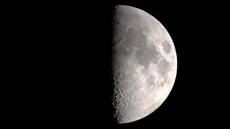 File:Half-Moon, from the Main Scope.jpg