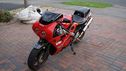 Honda VFR400 NC30 1992.jpg