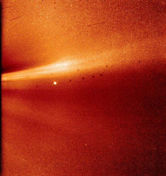 File:Parker Solar Probe coronal stream wispr-big 1-st flyby.jpg