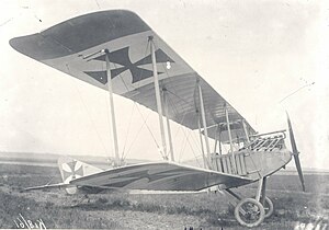 Albatros B.I geïnterneerd op 13 april 1915 157-010-002.jpg