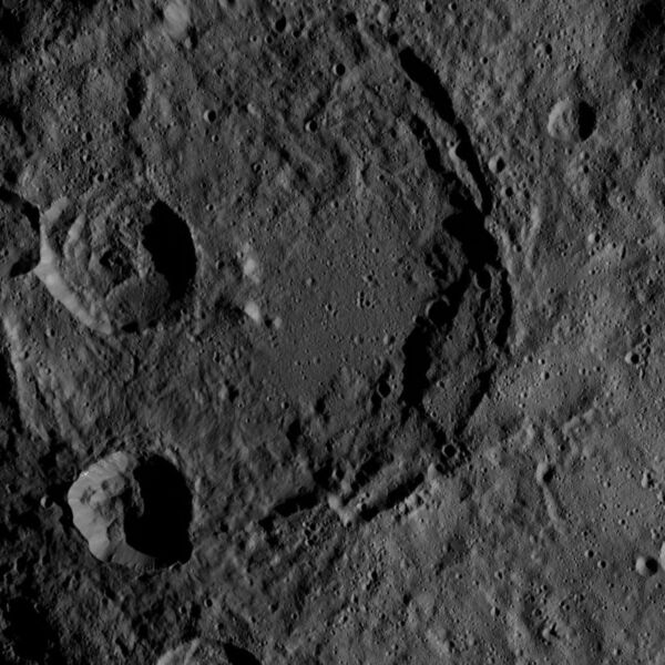 File:PIA20121-Ceres-DwarfPlanet-Dawn-3rdMapOrbit-HAMO-image59-20151003.jpg