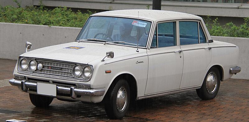File:1966-1967 Toyopet Corona.jpg