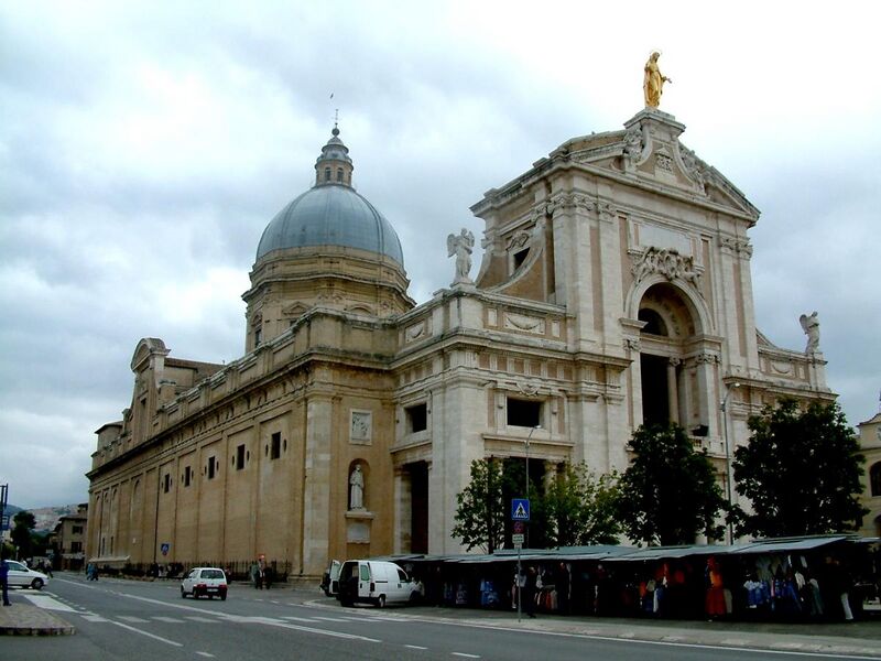 File:Bazylika Santa Maria degli Angeli Asyż.jpg