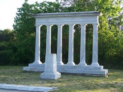 Collier-Seminole SP memorial01.jpg