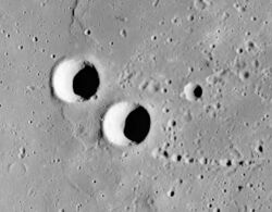 Feuillee crater Beer crater AS15-M-1144.jpg