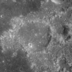 Franz crater AS17-M-1795.jpg