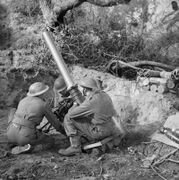 The British Army in Italy 1944 NA13049.jpg
