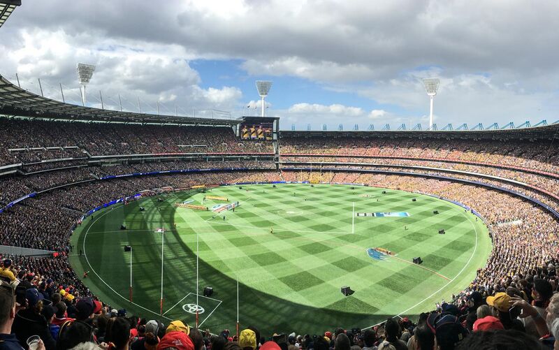 File:2017 AFL Grand Final panorama during national anthem (cropped).jpg