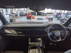 2019 Audi Q7 facelift Interior.jpg
