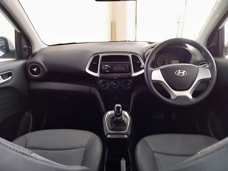 File:2021 Hyundai Atos interior view in Brunei.jpg