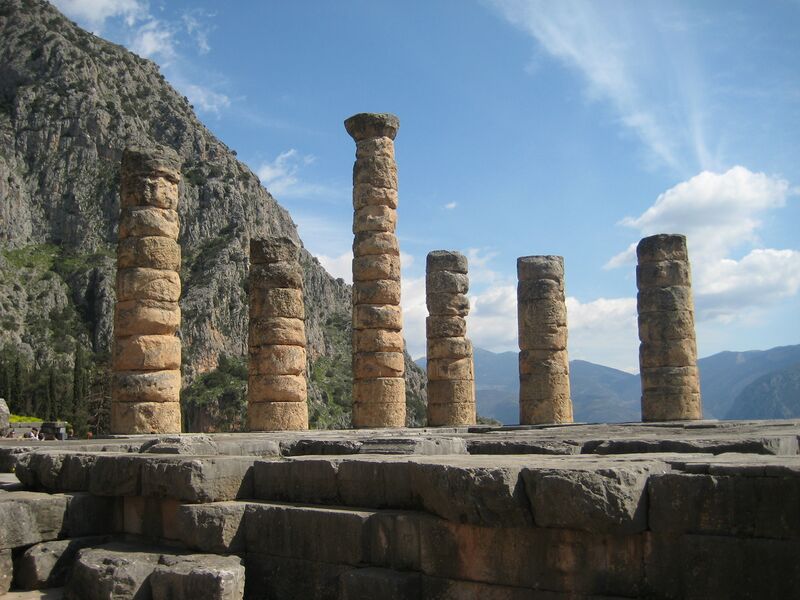 File:Columns of the Temple of Apollo at Delphi, Greece.jpeg