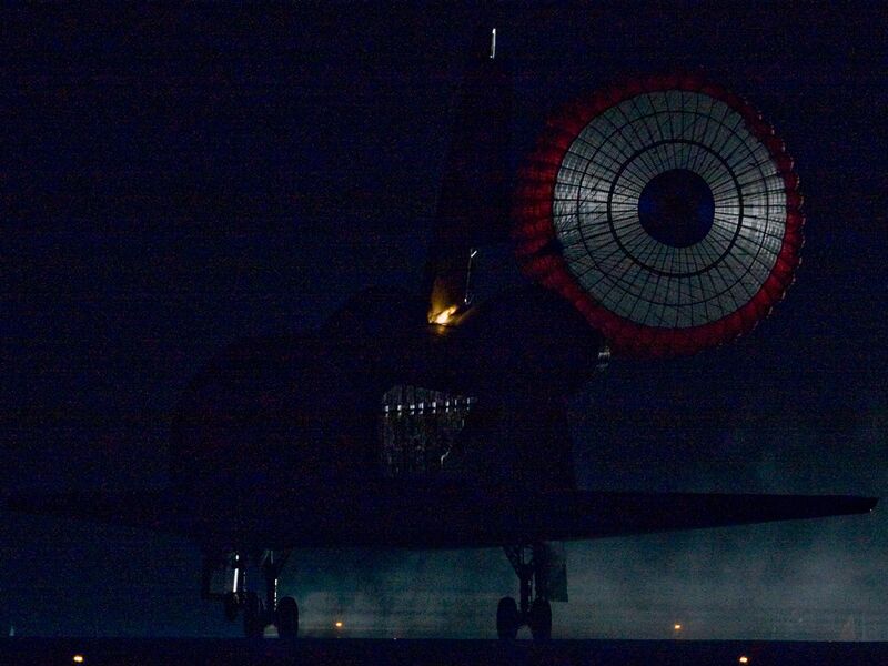 File:STS-123 Landing.jpg