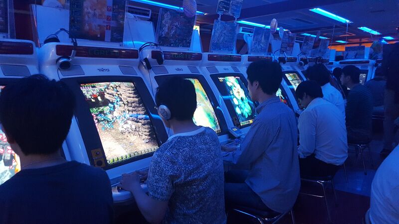 File:Japanese shmup arcade.jpg