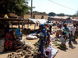 Jour du marché de Feremandougou à Bako.jpg