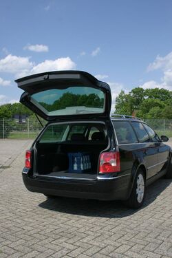 VW Passat Variant Typ B5GP Pic06 trunk.jpg