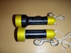Comparison between two dive lights with the same LED P4177477.JPG