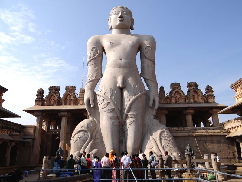 File:Shravanabelagola Bahubali wideframe.jpg