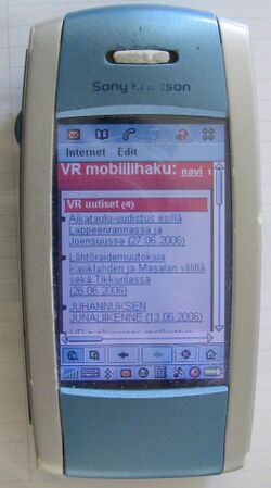 Sony Ericsson P800 with web browser.jpg