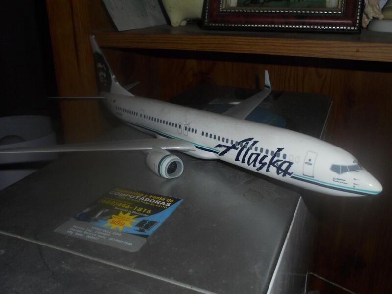 File:Alaska Airlines plane model.JPG