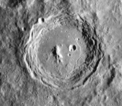 Arzachel crater 4108 h1 4108 h2.jpg