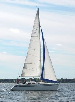 Hunter 30-2 sailboat 3778.jpg