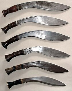 Kukri-reihe.jpg