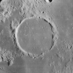 Lubiniezky crater 4125 h2.jpg