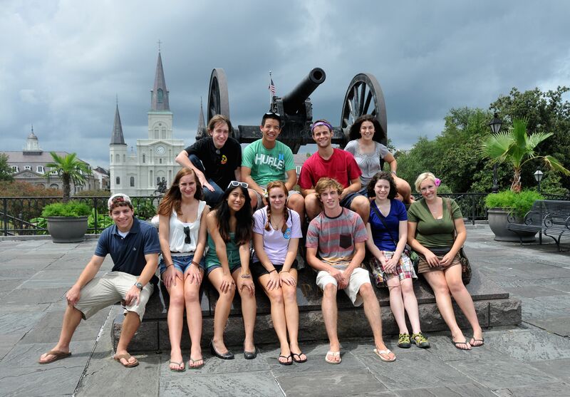 File:NOLA Experience - Tulane University Students and Teacher with Cannon, New Orleans, 2009.jpg