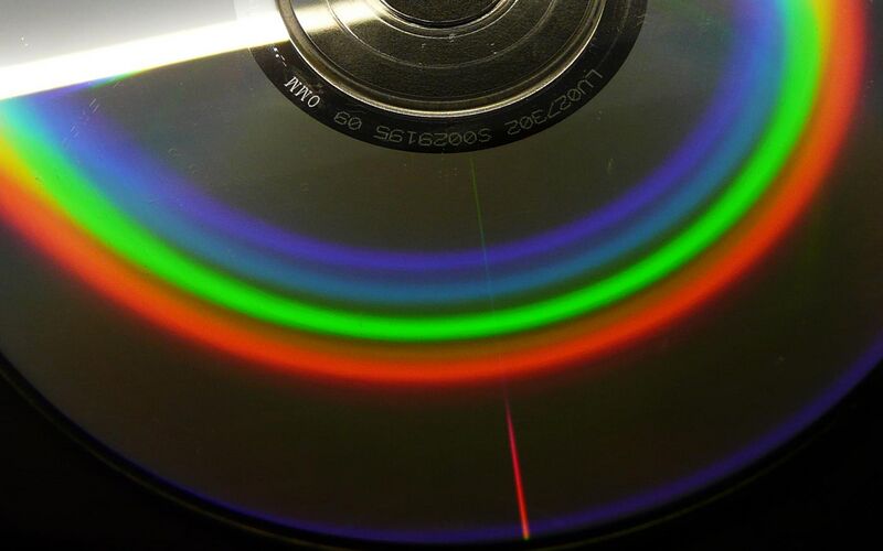 File:Fluorescent lamp spectrum.jpg