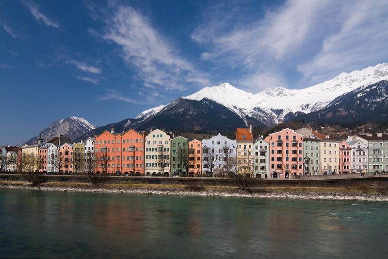 File:Innsbruck Flusspromenade.jpg