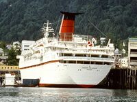 Juneau 86 Waterfront (Cunard Princess).jpg