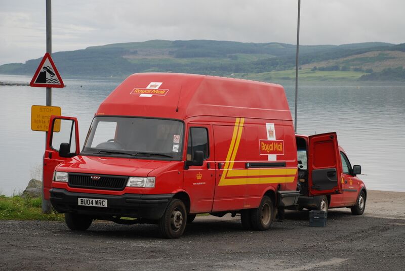 File:Royal Mail vans at Fishnish, Isle of Mull.jpg