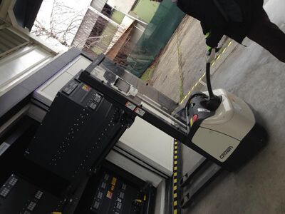 loading a Voltia electric LKW battery pack