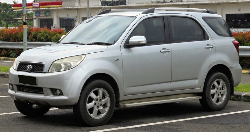 File:2007 Daihatsu Terios 1.5 TX wagon (F700RG; 01-27-2019), South Tangerang.jpg