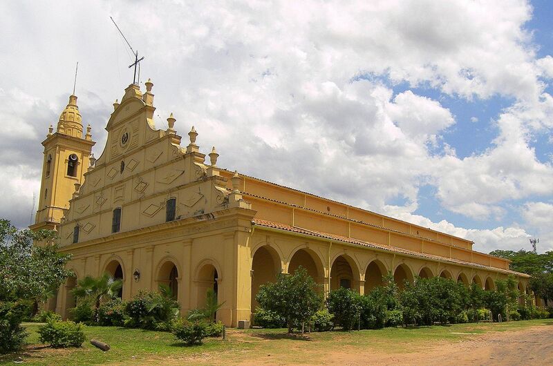 File:Catedral de la Santísima Trinidad by Felipe Méndez.jpg