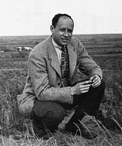 George Weil outdoors (cropped).jpg