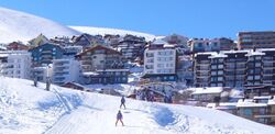 La Parva, centro de esquí (2011D2021A).jpg