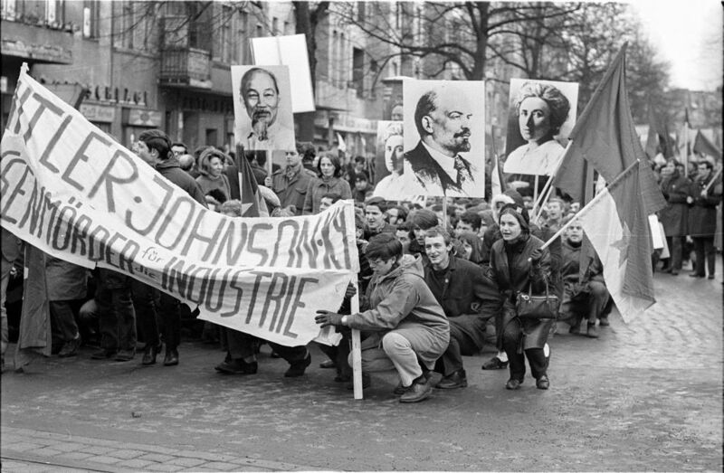 File:Ludwig Binder Haus der Geschichte Studentenrevolte 1968 2001 03 0275.0008 (16474725704).jpg