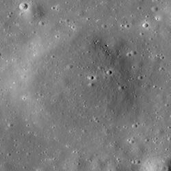 Middle Crescent crater M114104917RC.jpg
