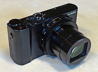 Panasonic Lumix DMC-LX15.jpg