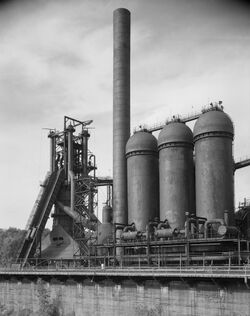 Carrie Furnace No. 7, U.S. Steel Homestead Works, Blast Furnace Plant, Along Monongahela River, Homestead (Allegheny County, Pennsylvania).jpg