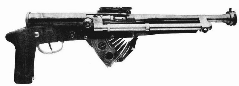 File:Chauchat-Ribeyrolles 1918 submachine gun.jpg