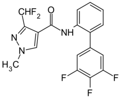 Fluxapyroxad structure.svg